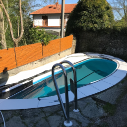 Réparez les dommages de votre piscine rapidement et efficacement avec un service professionnel Chaville